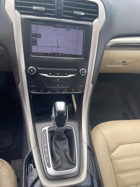 2013 Ford Fusion Hybrid SE