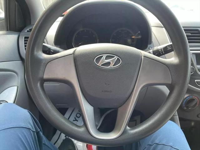 2016 Hyundai Accent SE