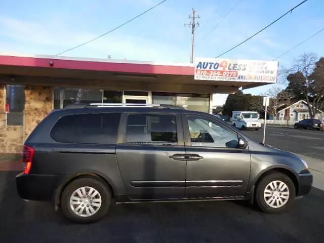 2014 Kia Sedona LX