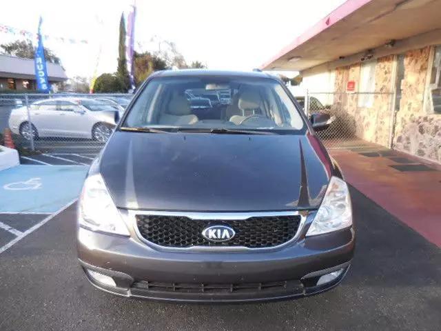 2014 Kia Sedona LX