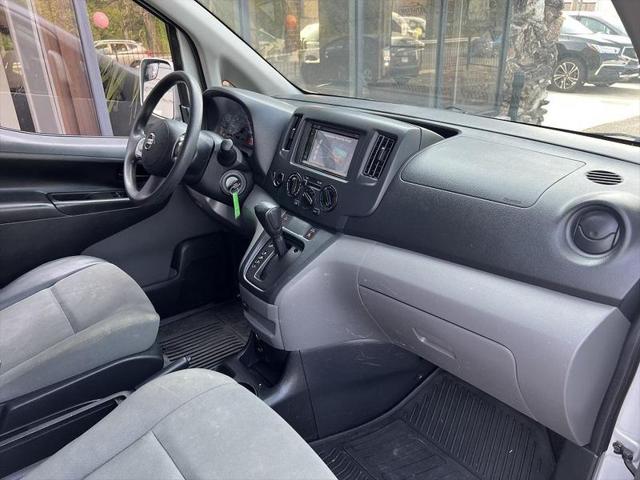 2017 Nissan NV200 SV