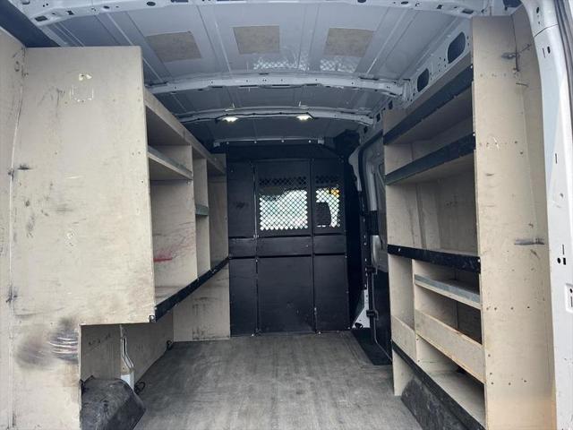 2015 Ford Transit Medium Roof w/Sliding Side Door w/RWB Van 3D