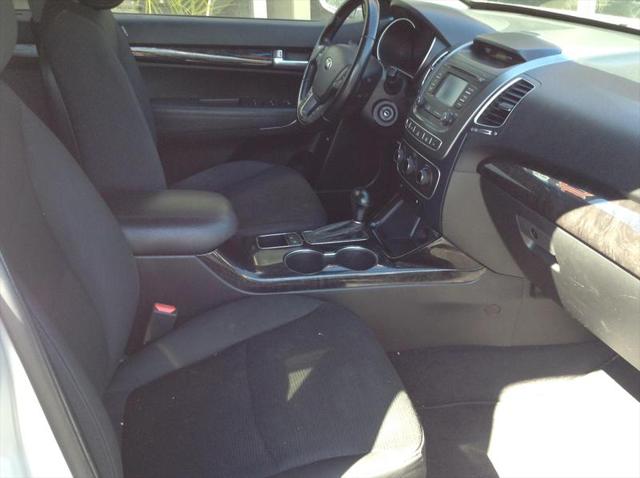2014 Kia Sorento LX