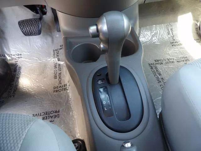 2013 Nissan Versa 1.6 SV