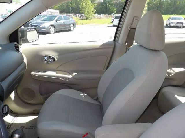 2013 Nissan Versa 1.6 SV