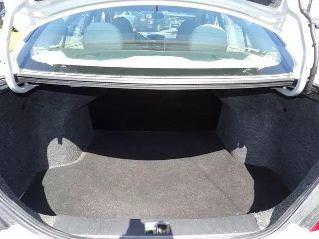 2013 Nissan Versa 1.6 SV