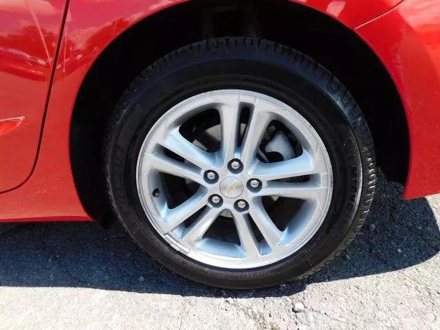 2017 Chevrolet Cruze LT Auto