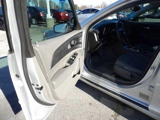 2015 Chevrolet Malibu LS