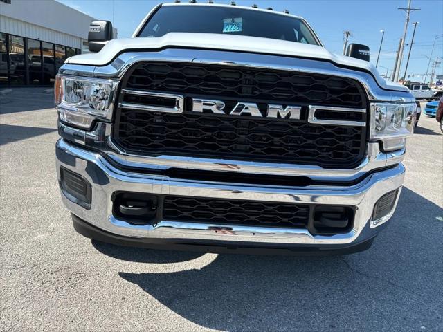 2024 RAM Ram 3500 RAM 3500 TRADESMAN CREW CAB 4X4 8 BOX