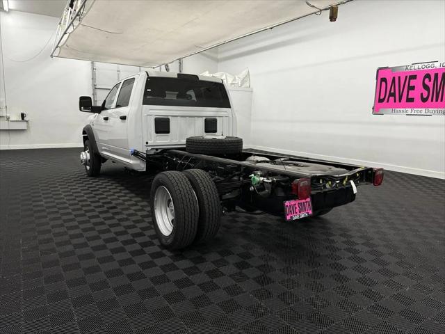 2024 RAM Ram 5500 Chassis Cab RAM 5500 TRADESMAN CHASSIS CREW CAB 4X4 60 CA