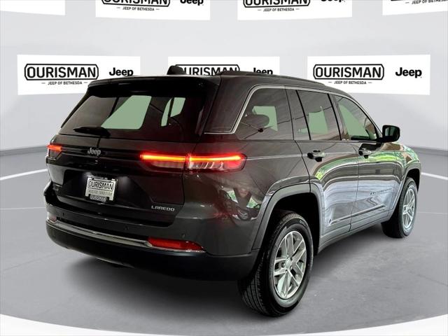 2024 Jeep Grand Cherokee GRAND CHEROKEE LAREDO X 4X4