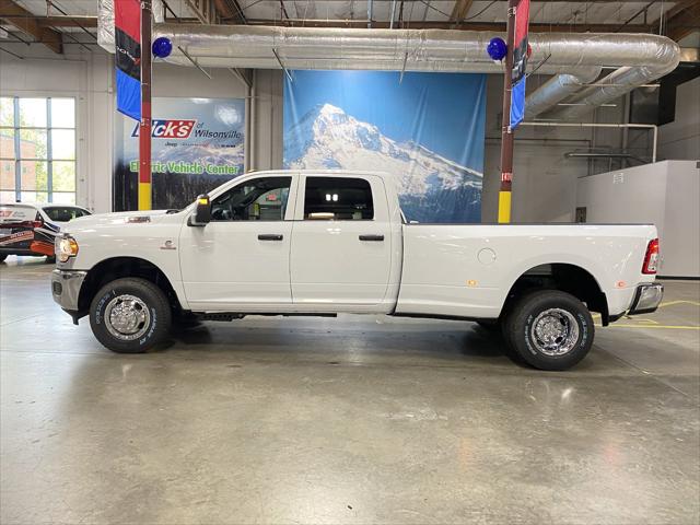 2024 RAM Ram 3500 RAM 3500 TRADESMAN CREW CAB 4X4 8 BOX