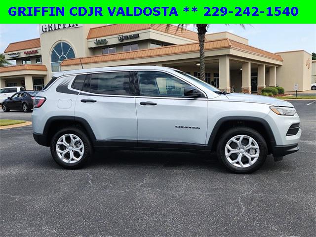 2024 Jeep Compass COMPASS SPORT 4X4