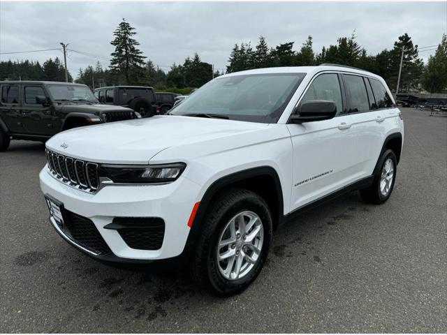 2024 Jeep Grand Cherokee GRAND CHEROKEE LAREDO X 4X4