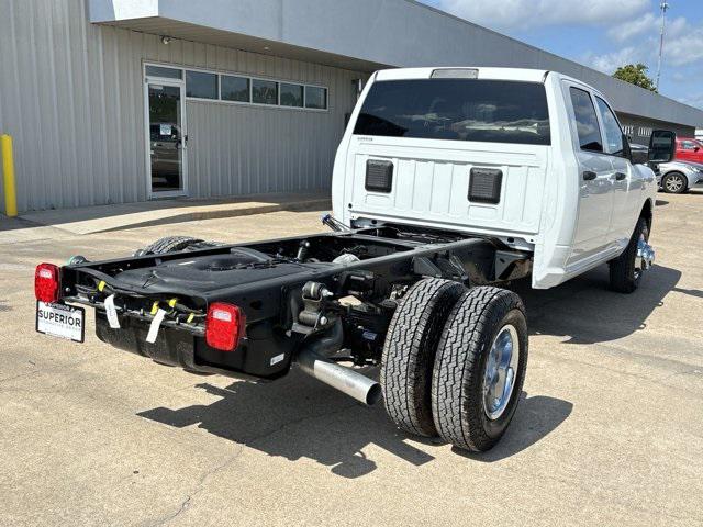 2024 RAM Ram 3500 Chassis Cab RAM 3500 TRADESMAN CREW CAB CHASSIS 4X4 60 CA