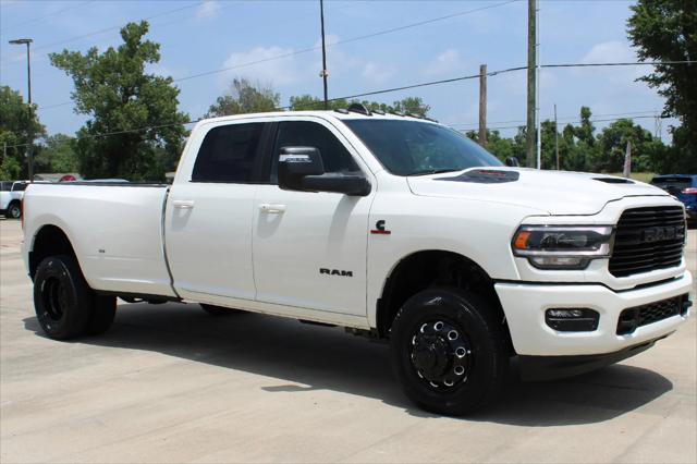 2024 RAM Ram 3500 RAM 3500 LARAMIE CREW CAB 4X4 8 BOX