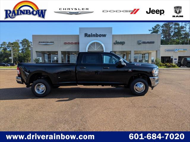 2024 RAM Ram 3500 RAM 3500 TRADESMAN CREW CAB 4X4 8 BOX