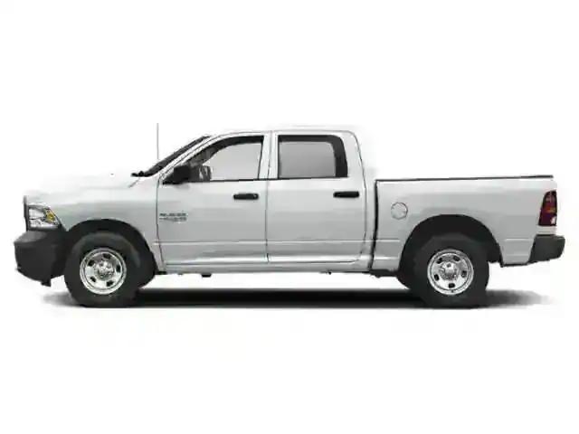 2024 RAM Ram 1500 Classic RAM 1500 CLASSIC TRADESMAN CREW CAB 4X4 64 BOX