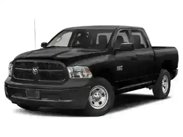 2024 RAM Ram 1500 Classic RAM 1500 CLASSIC TRADESMAN CREW CAB 4X4 64 BOX