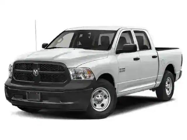 2024 RAM Ram 1500 Classic RAM 1500 CLASSIC TRADESMAN CREW CAB 4X4 64 BOX