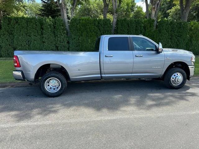 2024 RAM Ram 3500 RAM 3500 LARAMIE CREW CAB 4X4 8 BOX