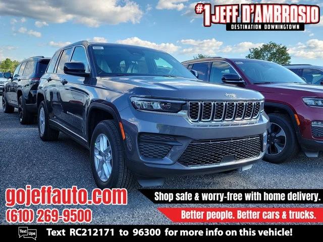 2024 Jeep Grand Cherokee GRAND CHEROKEE LAREDO X 4X4