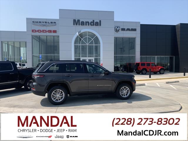 2024 Jeep Grand Cherokee GRAND CHEROKEE LAREDO X 4X4