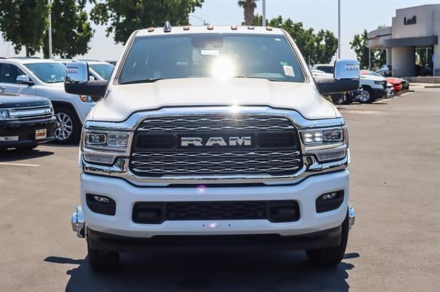 2024 RAM Ram 3500 RAM 3500 LIMITED CREW CAB 4X4 8 BOX