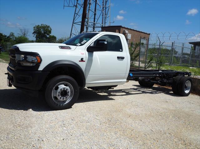 2024 RAM Ram 5500 Chassis Cab RAM 5500 TRADESMAN CHASSIS REGULAR CAB 4X2 120 CA