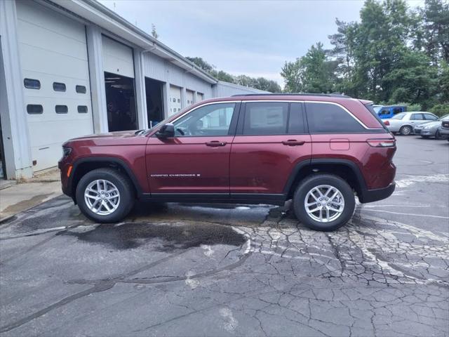 2024 Jeep Grand Cherokee GRAND CHEROKEE LAREDO X 4X4