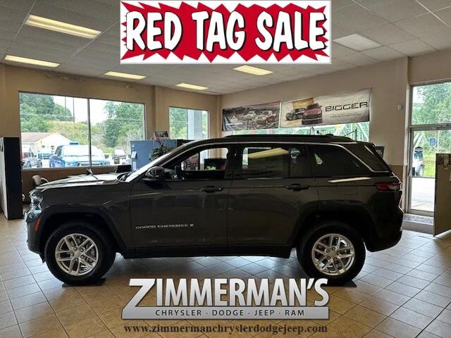 2024 Jeep Grand Cherokee GRAND CHEROKEE LAREDO X 4X4