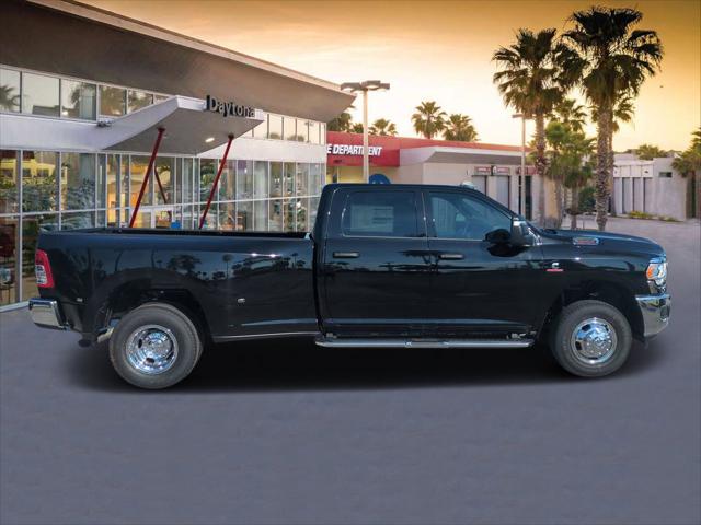 2024 RAM Ram 3500 RAM 3500 TRADESMAN CREW CAB 4X4 8 BOX