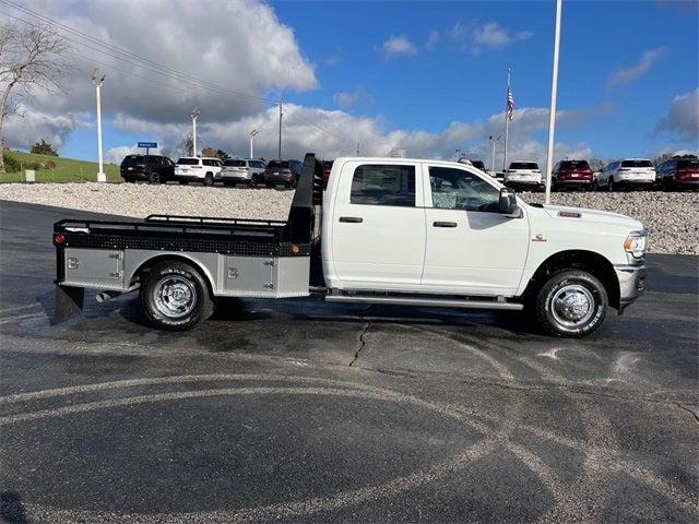 2024 RAM Ram 3500 Chassis Cab RAM 3500 TRADESMAN CREW CAB CHASSIS 4X4 60 CA