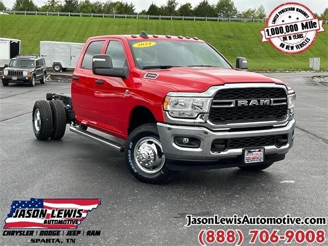 2024 RAM Ram 3500 Chassis Cab RAM 3500 TRADESMAN CREW CAB CHASSIS 4X4 60 CA