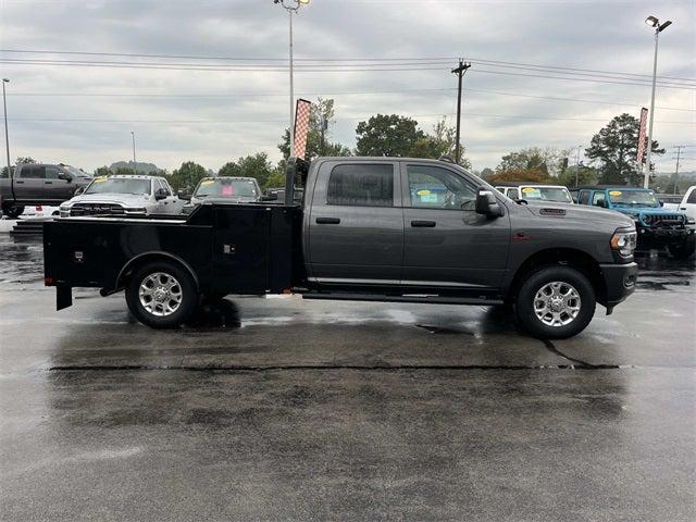 2024 RAM Ram 3500 Chassis Cab RAM 3500 TRADESMAN CREW CAB CHASSIS 4X4 60 CA