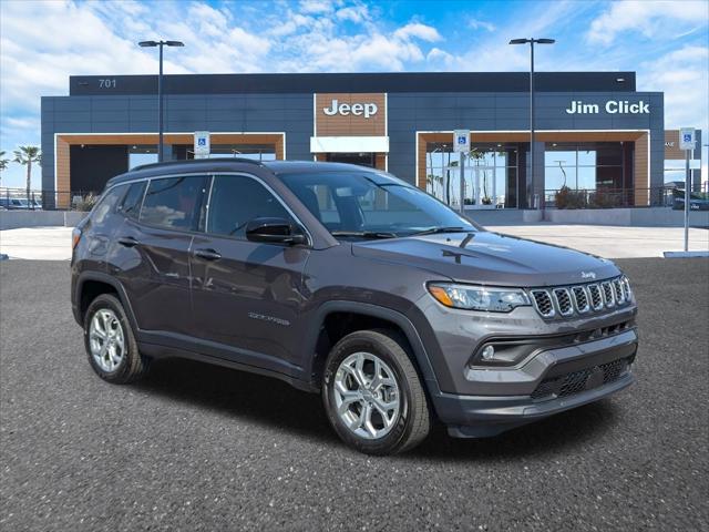 2024 Jeep Compass COMPASS LATITUDE 4X4