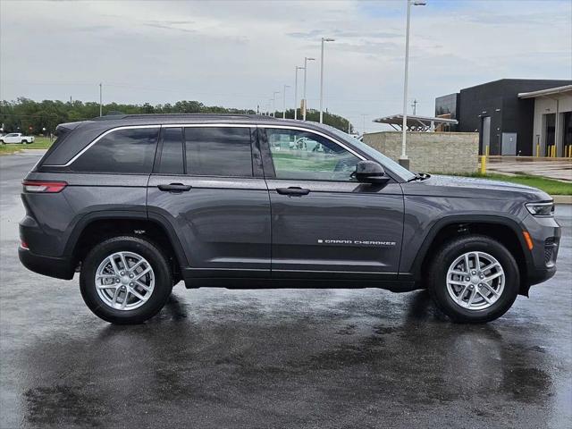 2024 Jeep Grand Cherokee GRAND CHEROKEE LAREDO X 4X2