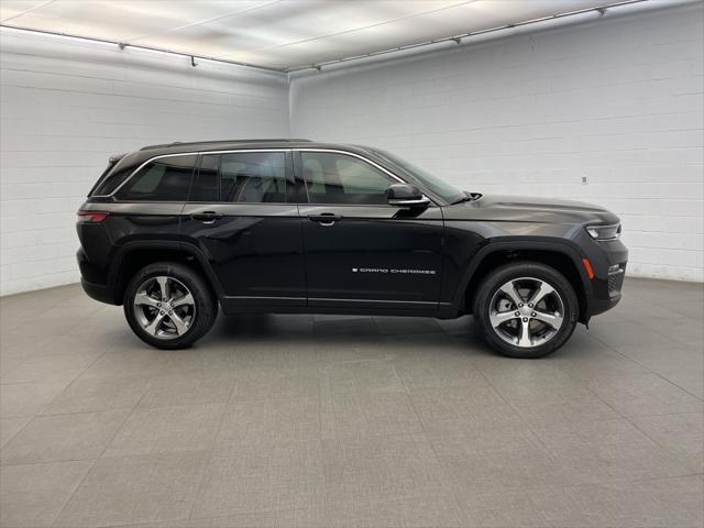 2024 Jeep Grand Cherokee GRAND CHEROKEE LIMITED 4X4