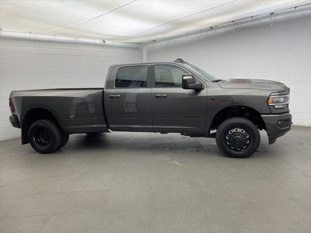 2024 RAM Ram 3500 RAM 3500 LARAMIE CREW CAB 4X4 8 BOX