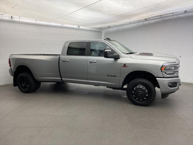 2024 RAM Ram 3500 RAM 3500 LARAMIE CREW CAB 4X4 8 BOX