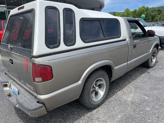 Used 2001 GMC Sonoma SLS for sale in Middlesboro, KY - 1GTCS14561K187513