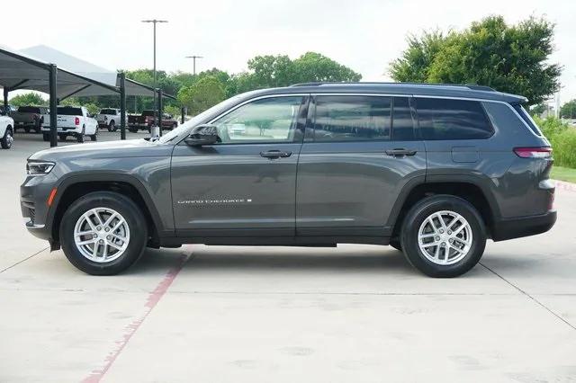 2021 Jeep Grand Cherokee L Laredo 4x2