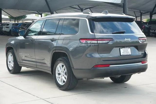 2021 Jeep Grand Cherokee L Laredo 4x2