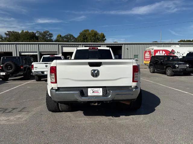2020 RAM 3500 Tradesman Crew Cab 4x4 8 Box 2020 RAM 3500 Tradesman Crew Cab 4x4 8 Box