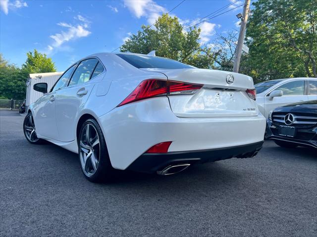2017 Lexus IS 300 Base AWD 4dr Sedan