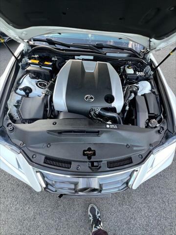 2017 Lexus IS 300 Base AWD 4dr Sedan
