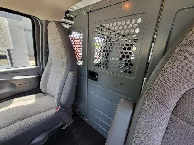 2012 GMC Savana 2500 Work Van