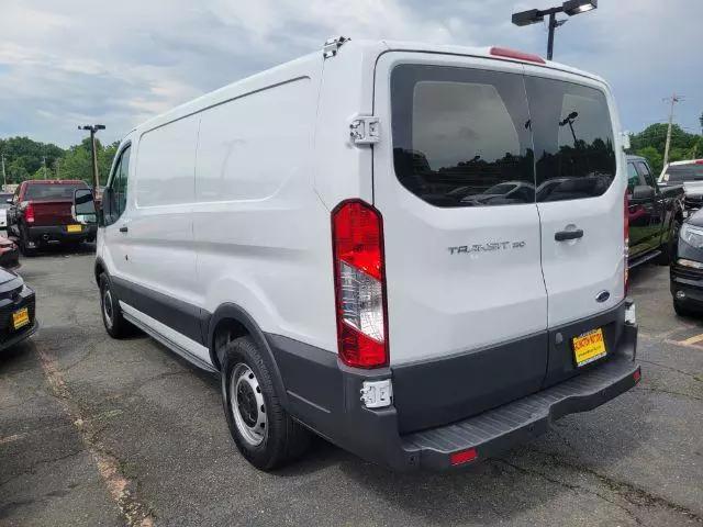 2016 Ford Transit Low Roof w/Sliding Side Door w/RWB Van 3D