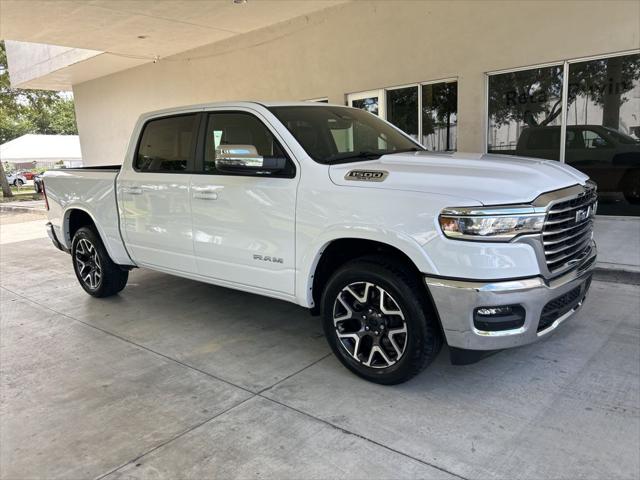 2025 RAM Ram 1500 RAM 1500 LARAMIE CREW CAB 4X4 57 BOX