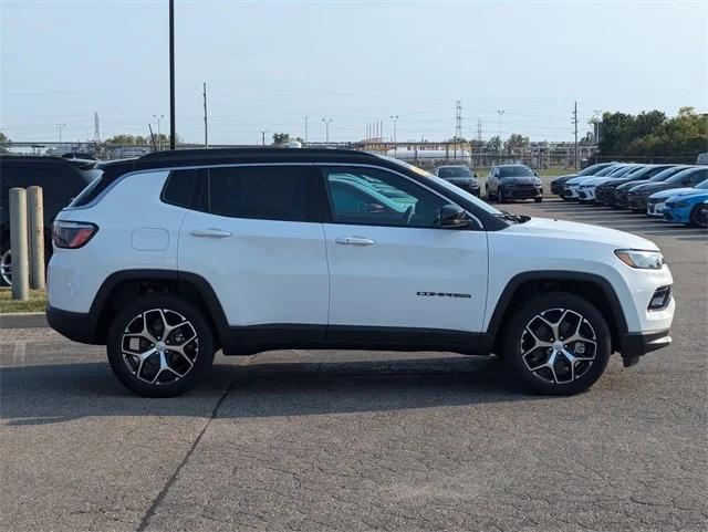 2024 Jeep Compass COMPASS LIMITED 4X4